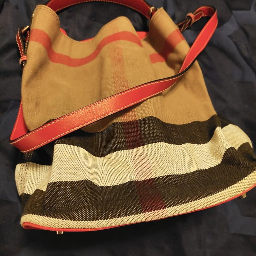 Burberry Ashby Bag House Check Canvas Medium Red